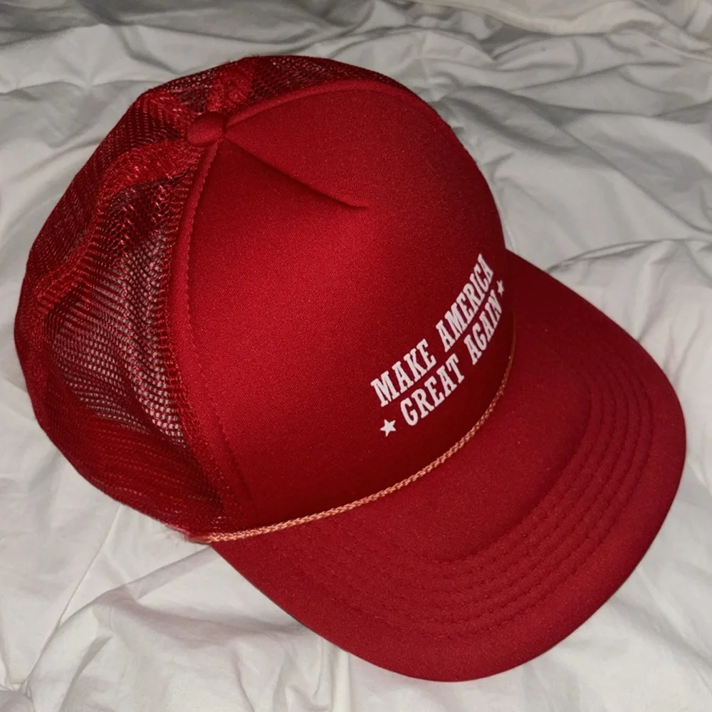 Rare Authentic Donald Trump make America great again trucker hat - Picture 3 of 9